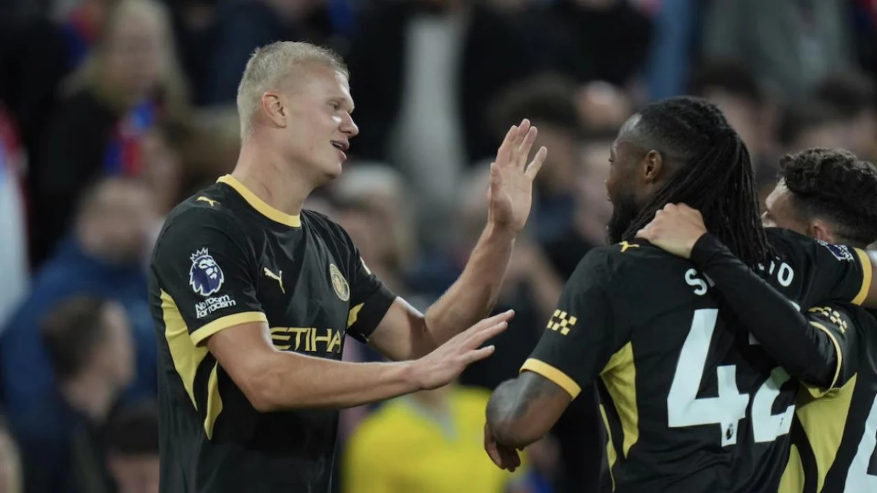 Manchester City s’impose à Crystal Palace grâce à Cherki et Haaland