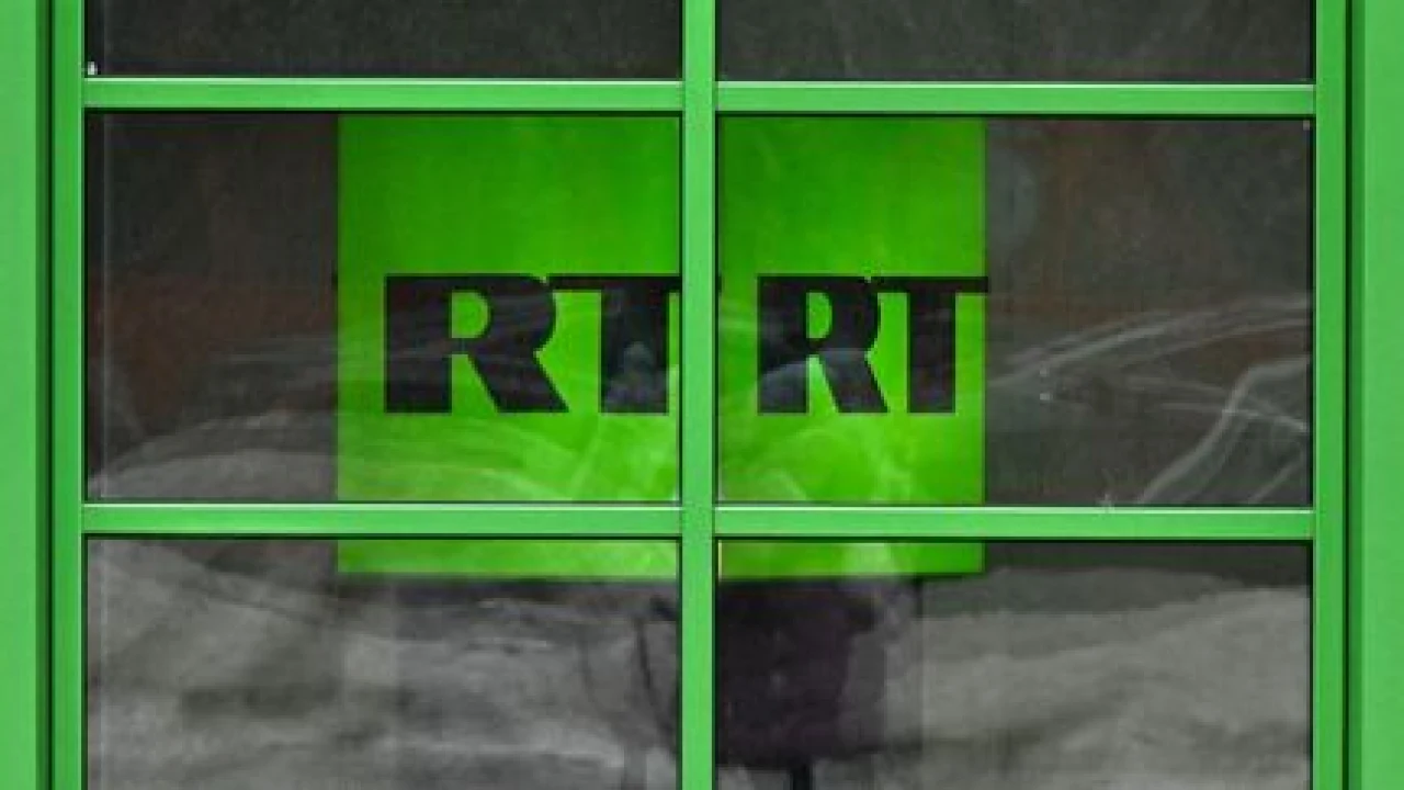 Malgré leur interdiction, RT France et Sputnik restent accessibles en ligne