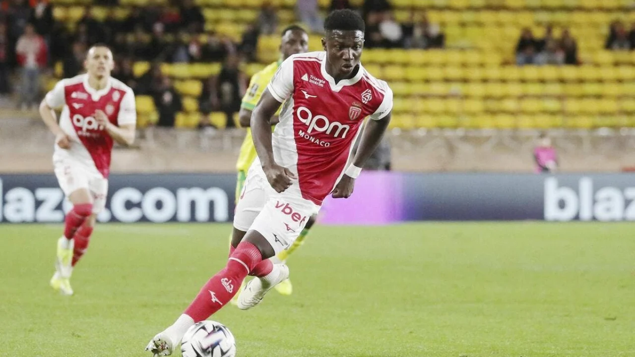 Lamine Camara convoqué avec Monaco pour le déplacement au PSG