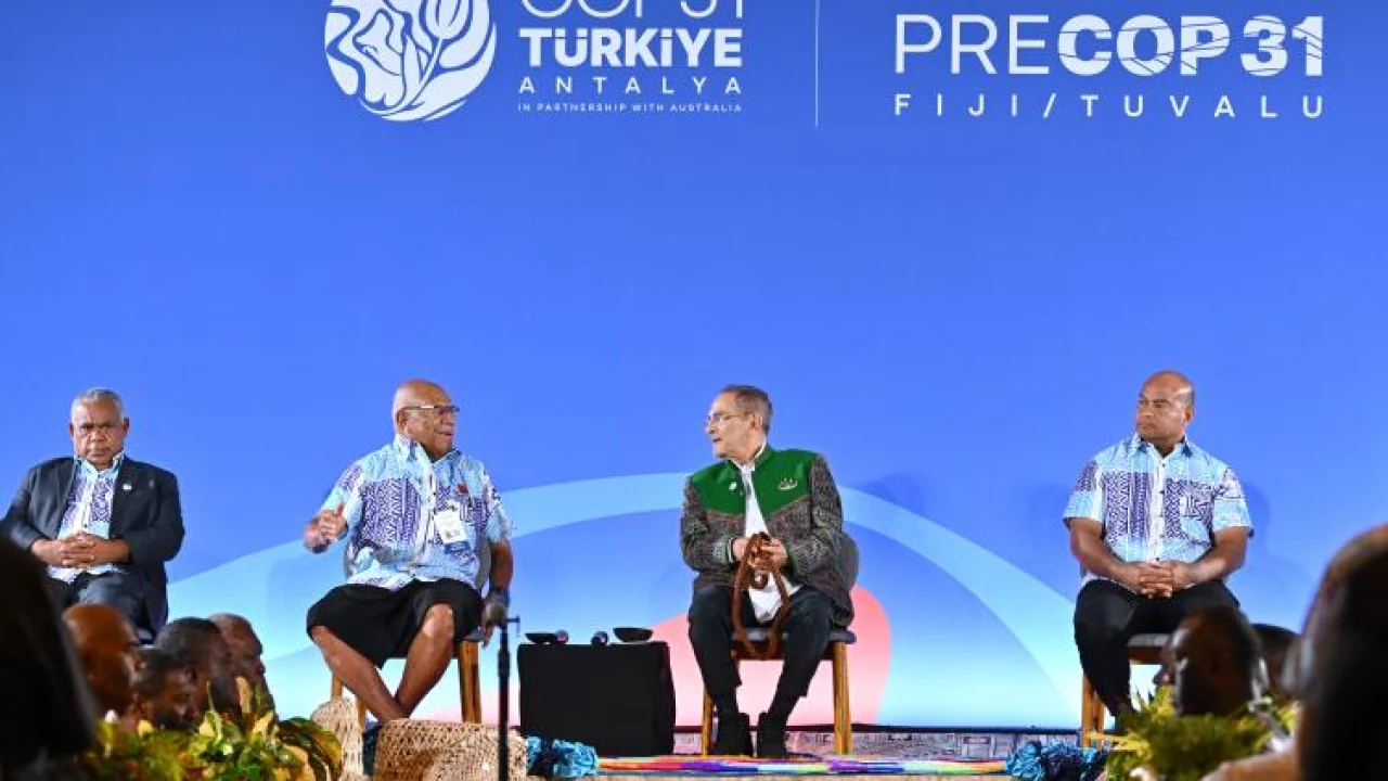 À Tuvalu, 14 dirigeants face aux effets de la montée des eaux et du blanchissement des coraux