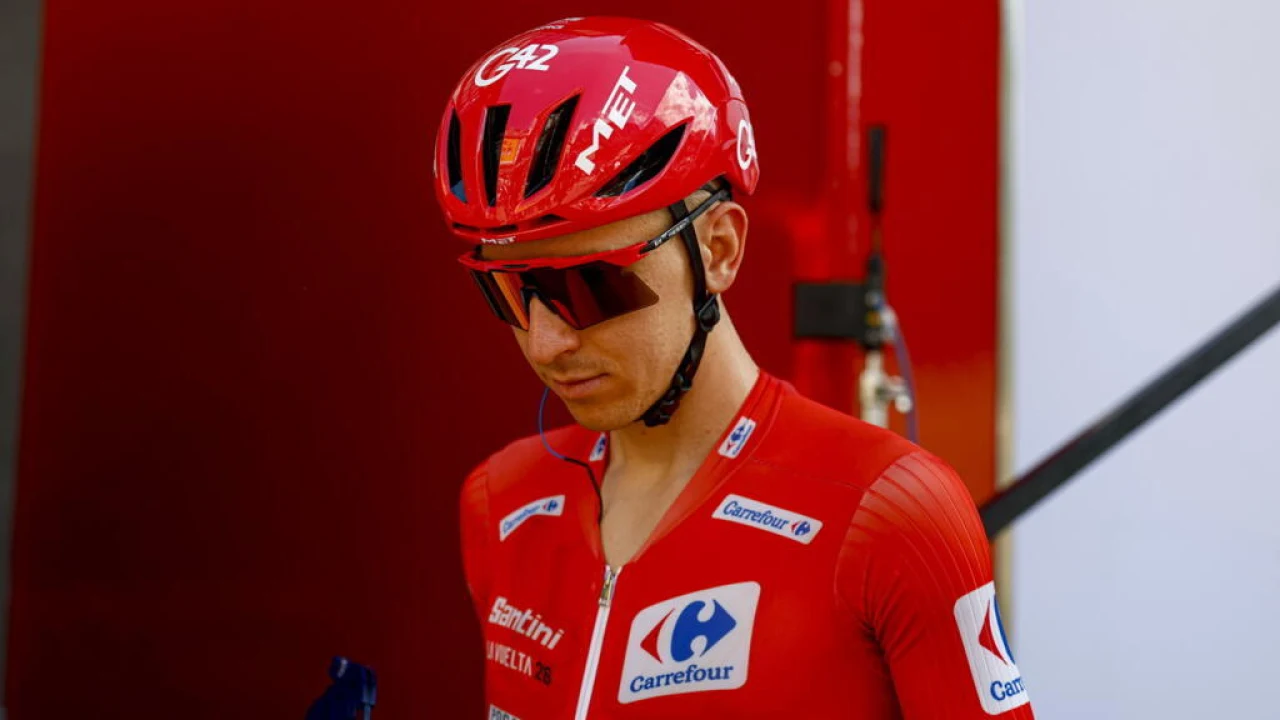 Vuelta : Tadej Pogacar abandonne après une lourde chute lors de la 8e étape