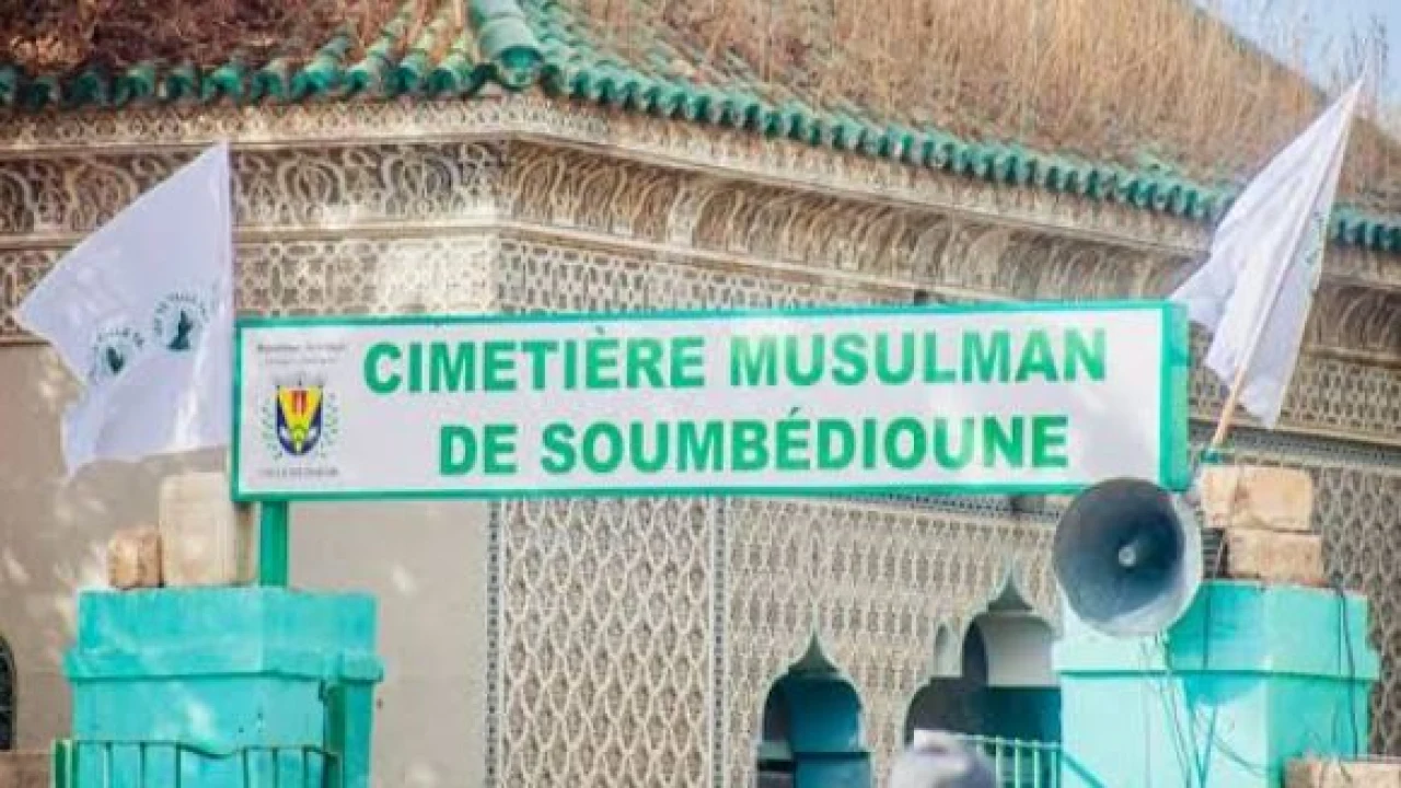 Cimetière de Soumbédioune : huit suspects interpellés lors d’une opération nocturne
