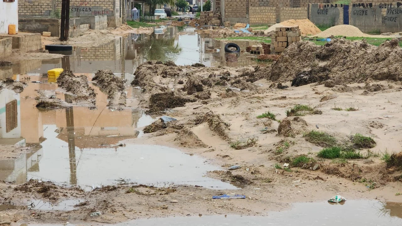 Flooding and difficult access: Residents of Darou Thioub and several housing estates raise alarm