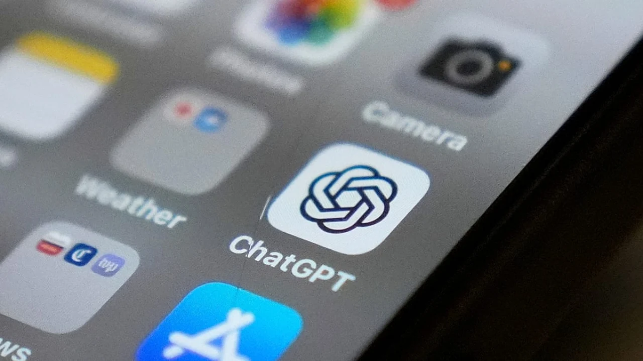 EU places ChatGPT, Reddit and Roblox under stricter digital rules