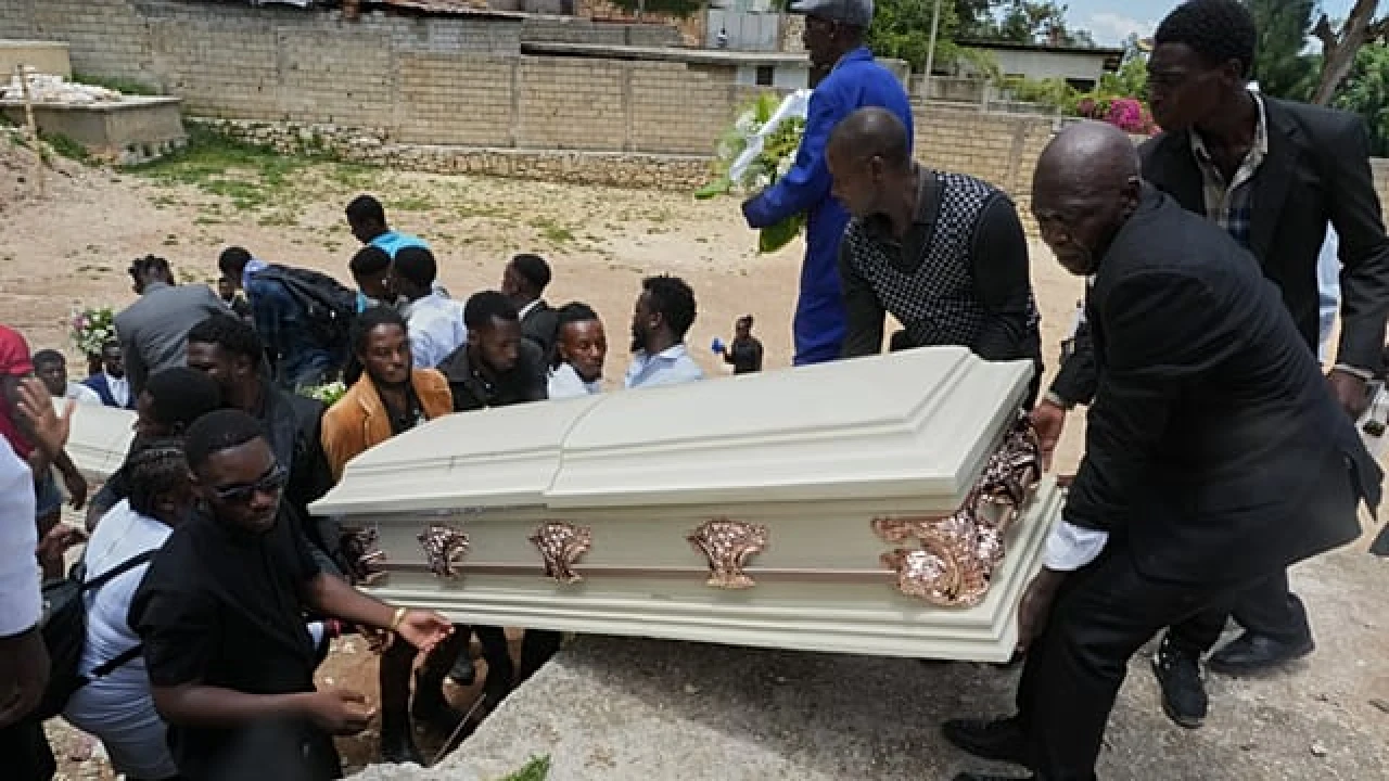 Haïti : Kenscoff rend hommage aux victimes d’une attaque de gangs