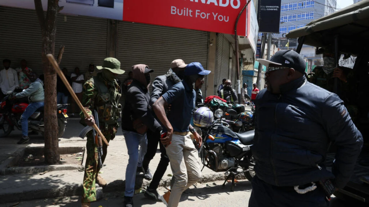 Kenya: Two opposition rallies disrupted during a weekend of violence