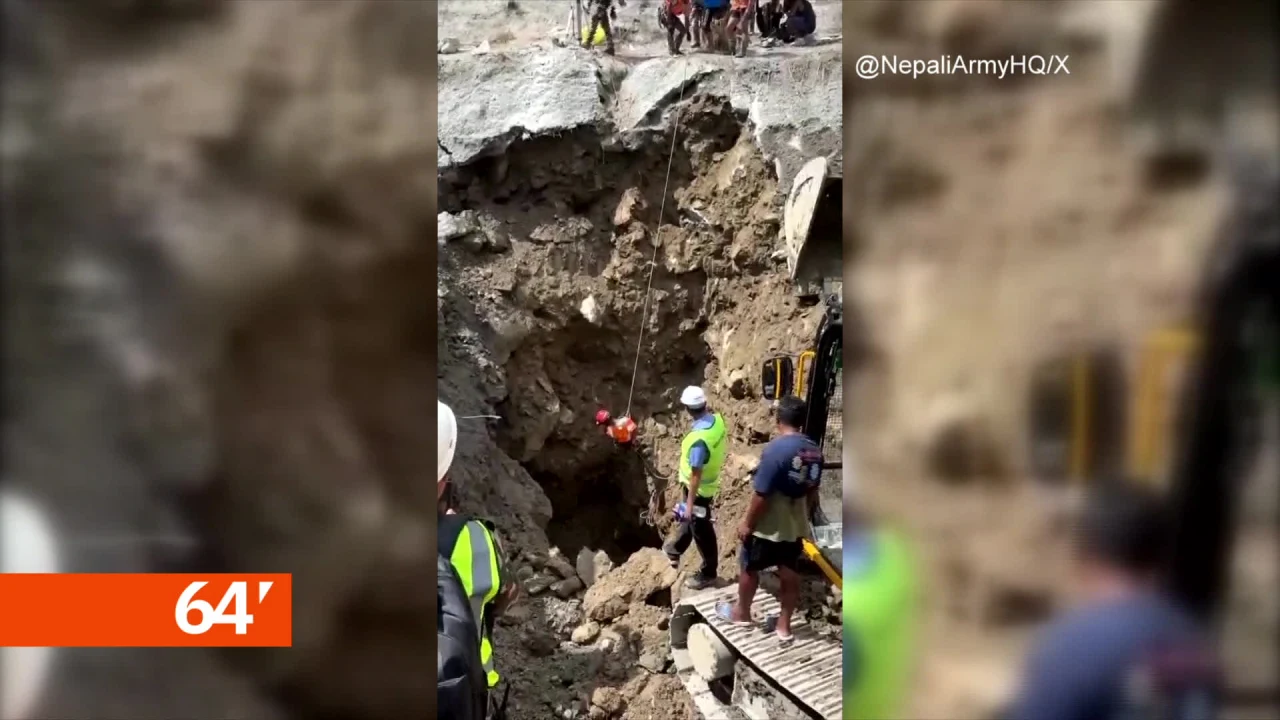 فيضانات في نيبال والتبت: 939 قتيلاً والبحث مستمر